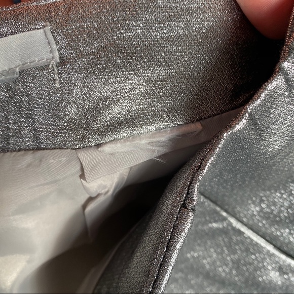 🔗 H&M SILVER SHIMMERING HIGH WAIST FORM FITTING SKIRT! - Picture 9 of 9